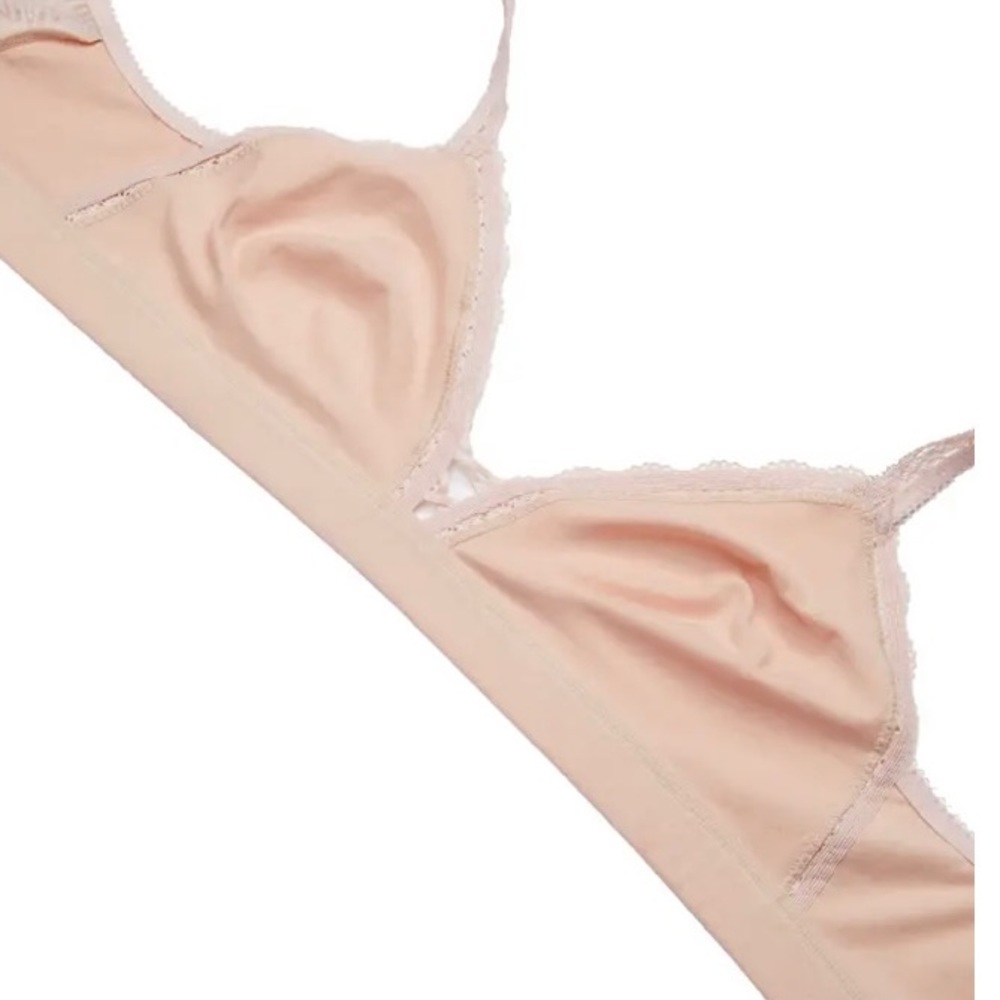 Innocence Bralette B.TEMPT'D BY WACOAL NWOT - Picture 7 of 8